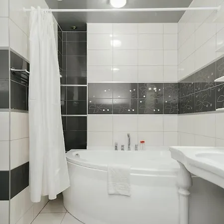 Apartment Lev Tolstoi & Mirent Chisinau